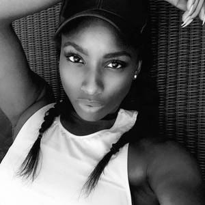 Meet your Posher, April